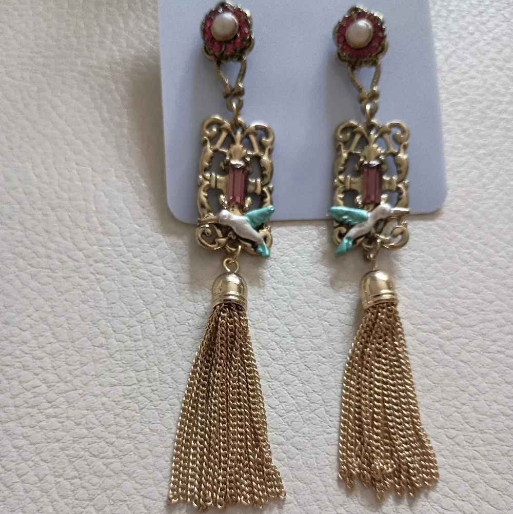 Beautiful Earing With Birds